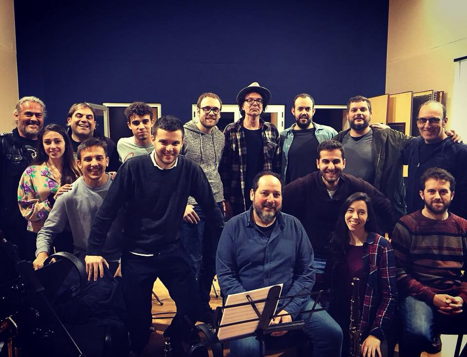 Cobla Bisbal Jove amb Los Gazpacho i Adrià Puntí